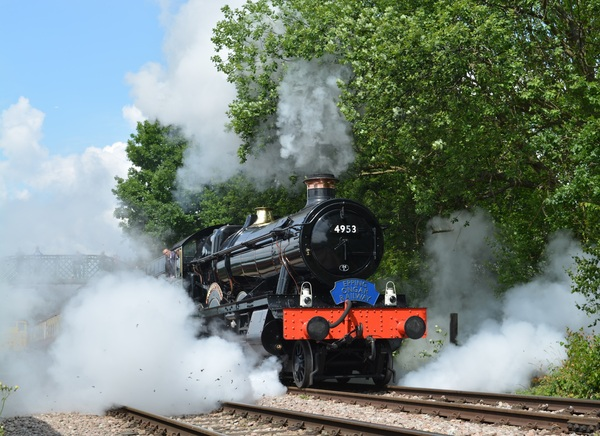 Epping &amp; Ongar Railway Celebration Weekend - 160th Anniversary 3rd &amp; 4th May eorailway.co.uk/events/160th-a…