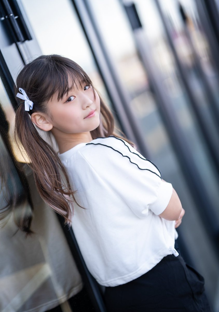 Rinaちゃん（JS3）めっちゃ元気っ子ちゃんですがモデルモードも