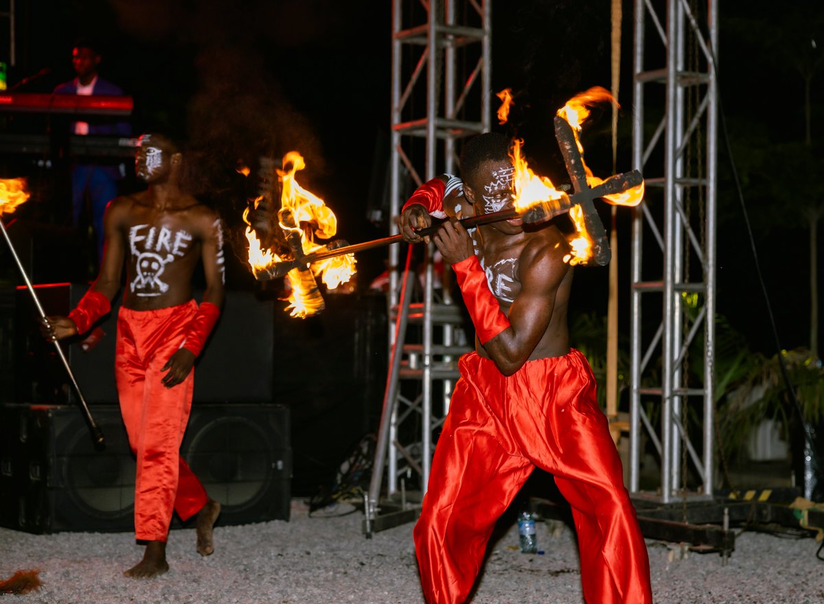 DSoundEffect tweet media