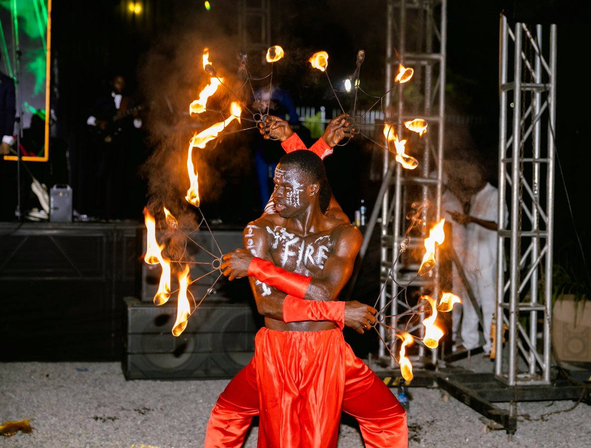 DSoundEffect tweet media