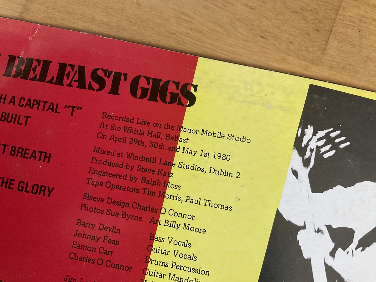 THorslips's tweet photo. #Horslips #TheBelfastGigs recorded over 3 gigs at the #WhitlaHall this week in 1980. Apr 29/30,May1st.
The mobile studio sat outside on the right.
Tapes of 3 nights were kept for an optional BG part 2 but were lost/stolen. Horslips had also played the Whitla on May 9th 1973. https://t.co/IQDVfcJSME