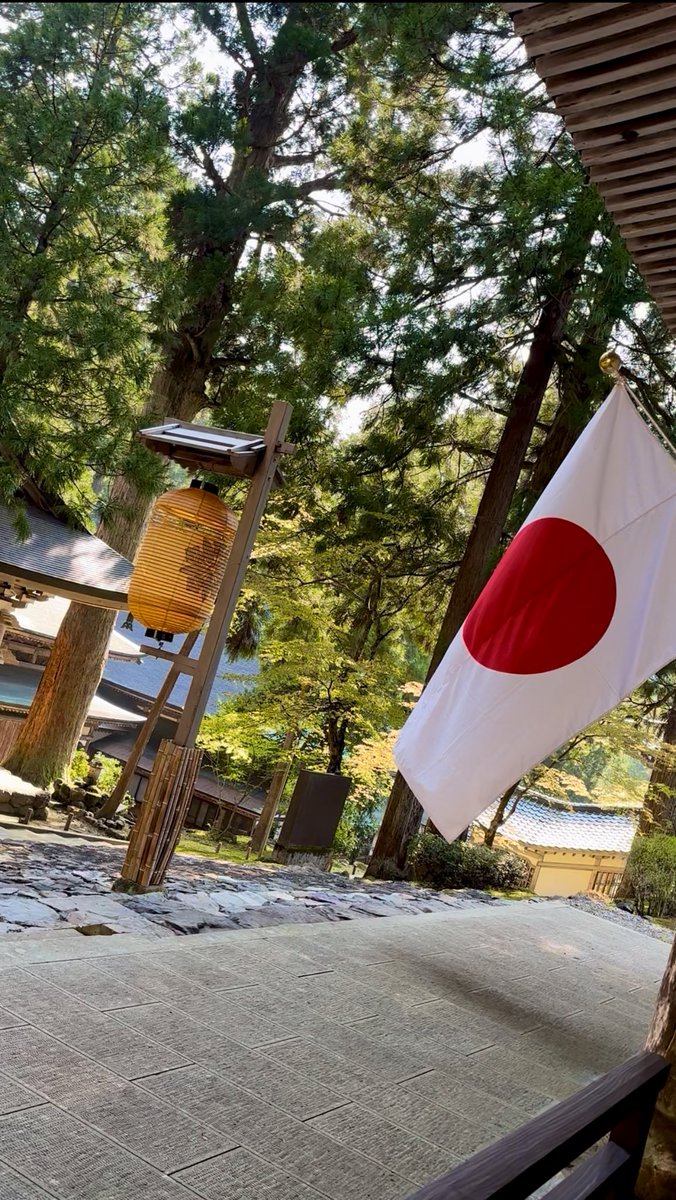 akyaneyaaa's tweet photo. 留学すると視野が広がるとか、
日本の良さがわかるってよく聞く言葉が
今は少しわかる気がする。
外国人が日本文化、日本人の感覚を
大絶賛する理由をユルが教えてくれる事で
日本人で良かったって心底思う🇯🇵 https://t.co/u6e3TAtWcG