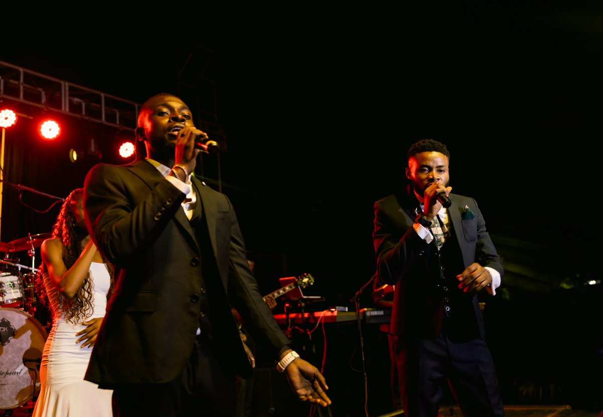 DSoundEffect tweet media