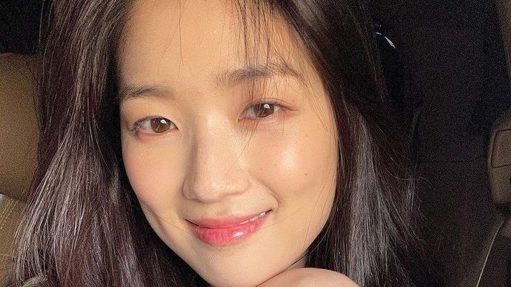 category : hyeyoon's hazel brown eyes through her selcas