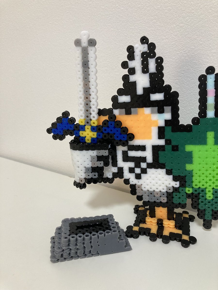 ネギガナイトに抜かれるマスターソード

#アイロンビーズ
#ポケモン
#ネギガナイト
#マスターソード