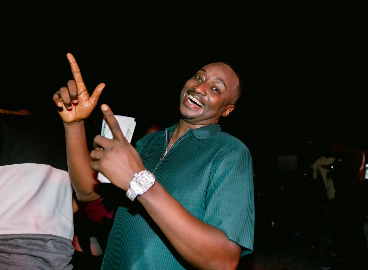 DSoundEffect tweet media