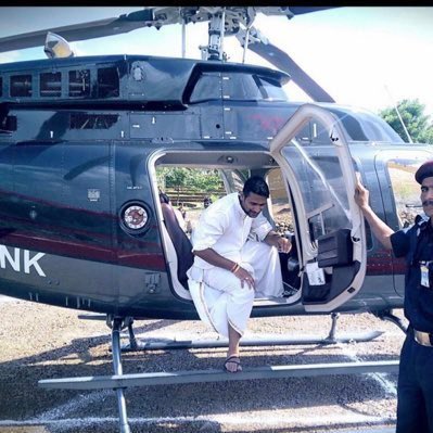 gsaive009's tweet image. 🦢 - ur #ganu back is hurting and he has not eaten anything from morning‼️

🐲 - 🥊

🦁 - 🗣️⚔️

#ganuuuu #PitaG🤴 here. Go and eat 🌠