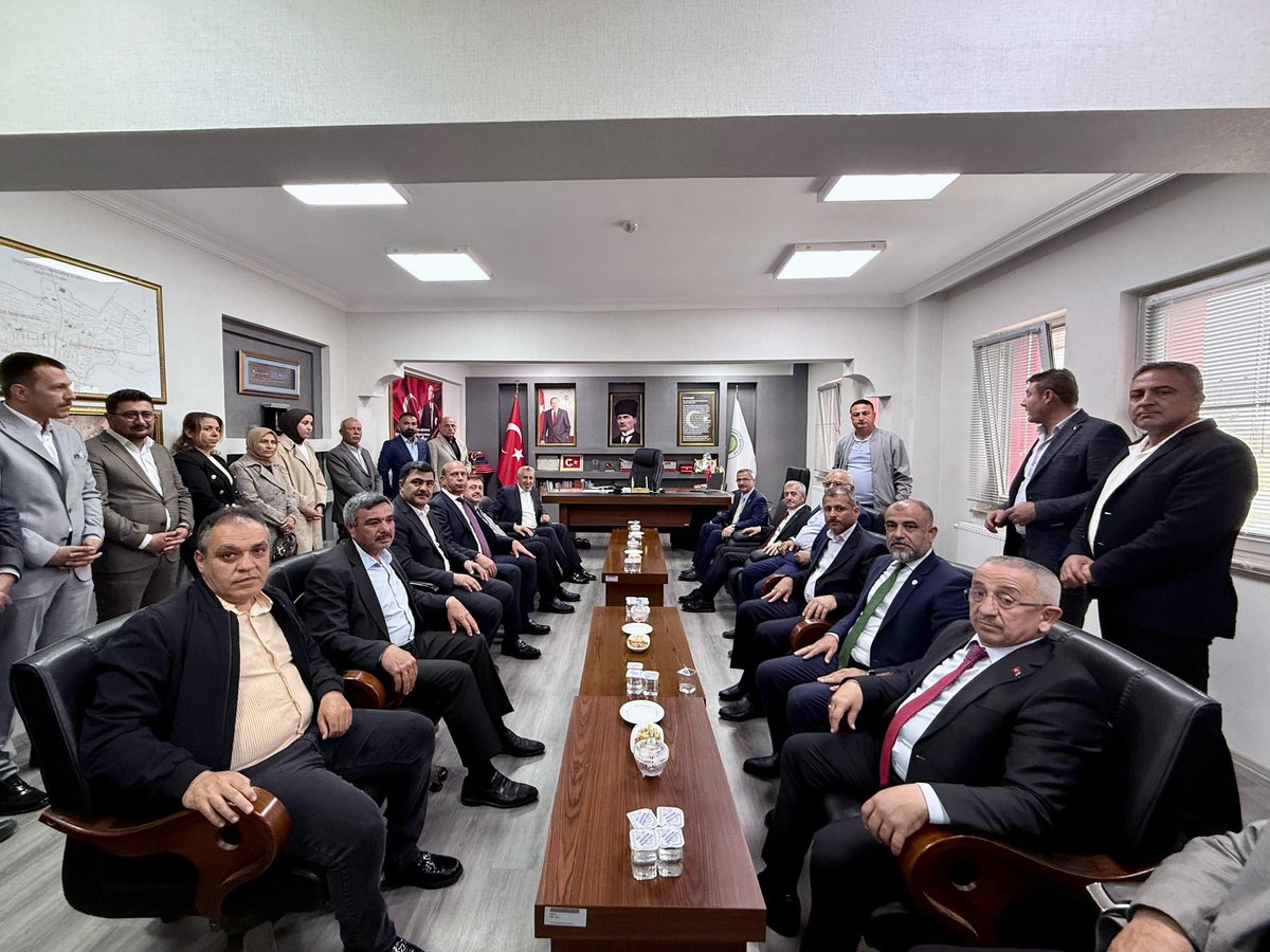 📍Karkamış Belediyesi 

Yerel Yönetimler Başkan Yardımcımız Sayın Bilal Uçar, İl Başkanımız Sayın Fatih Muhaddis Fedaioğlu, GBB Başkan Vekilimiz Sayın Halil Uğur, Şahinbey Belediye Başkanımız Sayın Mehmet Tahmazoğlu, Şahinbey İlçe Başkanımız Sayın Mehmet Tiryaki, Oğuzeli İlçe