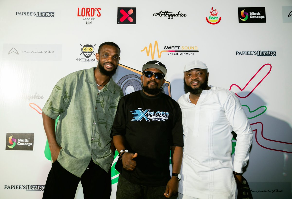 DSoundEffect tweet media