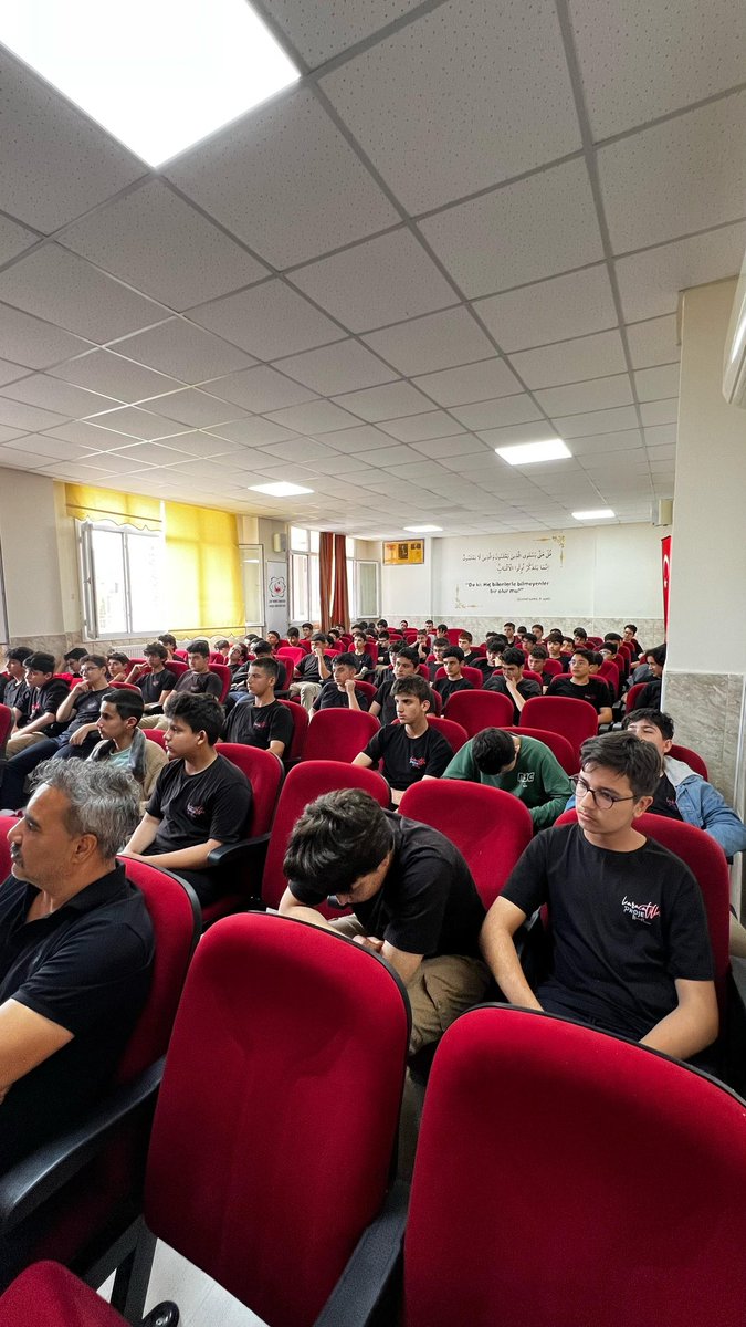 AihlSmk's tweet photo. Kut’ül-Amâre Zaferi Okulumuzda Coşkuyla Kutlandı

Şehit Mehmet Karacatilki Anadolu İmam Hatip Lisesi olarak, Osmanlı ordusunun İngilizlere karşı kazandığı büyük başarı olan Kut’ül-Amâre Zaferi’nin 109. yıl dönümünü coşku ve gururla kutladık. https://t.co/HuVp8boisC https://t.co/nLU08yTgH3