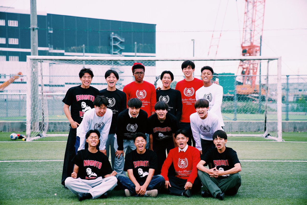 ⚽️明日で販売終了⚽️ いよいよ明日で第13弾の発売が終了です！榎本