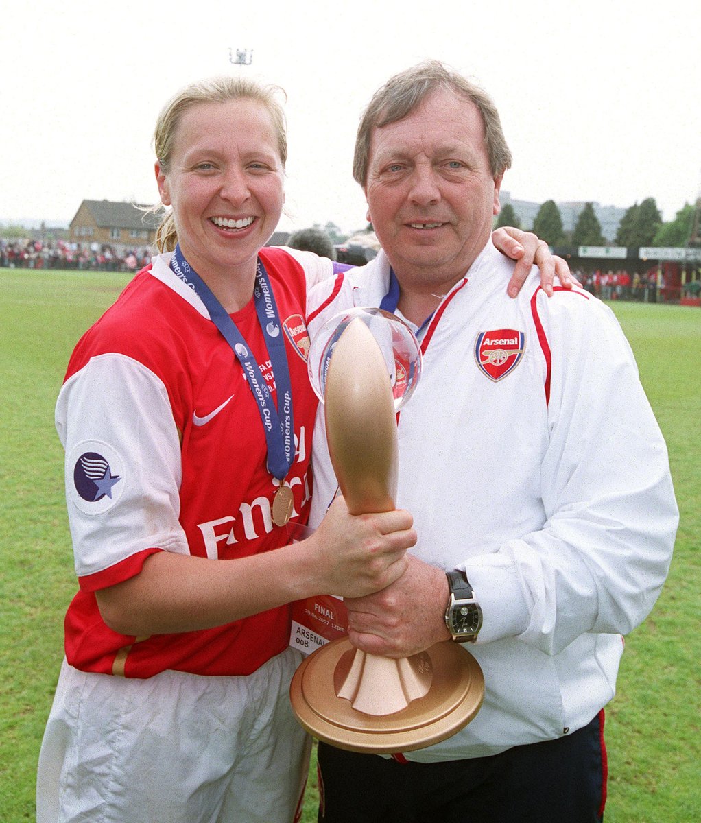 ArsenalWFC's tweet photo. On this day in 2007, we became European champions 🏆

One goal from Alex Scott was the difference across two legs against Umeå 🔥

We remain the only team in the land to lift the trophy. https://t.co/Zm0EhypZpe