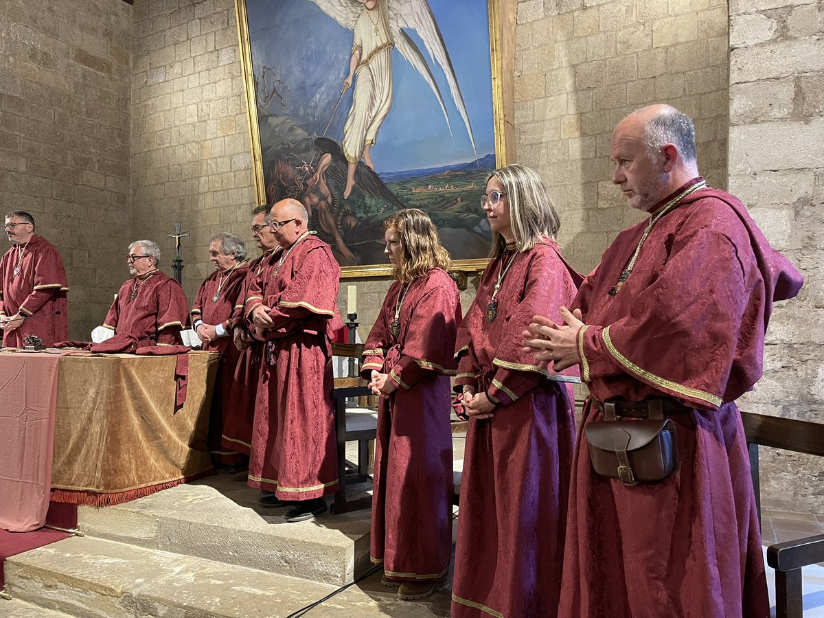 mtbprogressa's tweet photo. Amb motiu de la 38a @setmanamedieval, el passat diumenge vam assistir al Ple medieval, en el qual es va aprovar per unanimitat nomenar la Montserrat Farriol filla predilecta de Montblanc.
Així, es reconeix un compromís amb Montblanc, a nivell social, polític, religiós i cultural. https://t.co/ifYhCq3LfJ