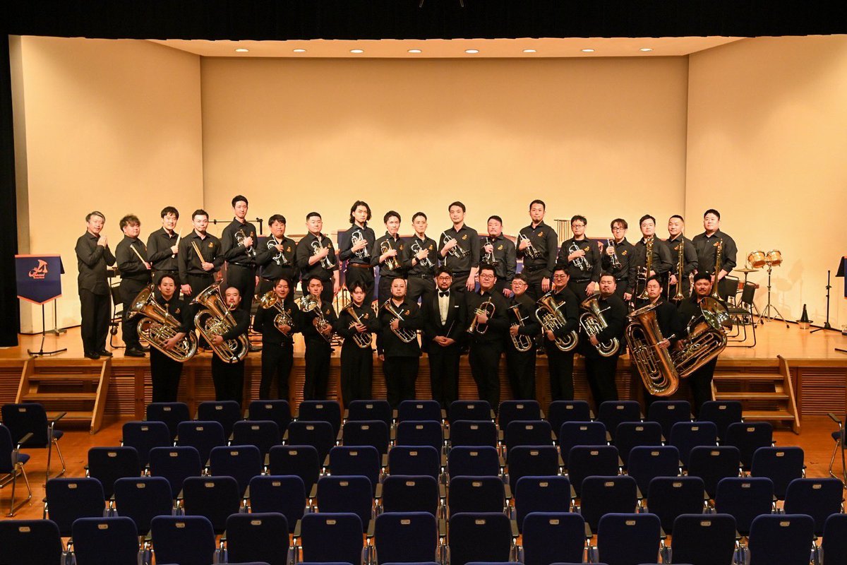 第1回演奏会''debut''にお越しいただいた皆さま、本当にありがとうございました🙇🏼‍♂️
貴重なお時間を使って足を運んでくださったこと、心より感謝申し上げます。
これからもさらに楽しんでいただける音楽を届けられるよう努めて参りますので、今後ともタッセルブラスバンドの応援をお願いいたします🔥