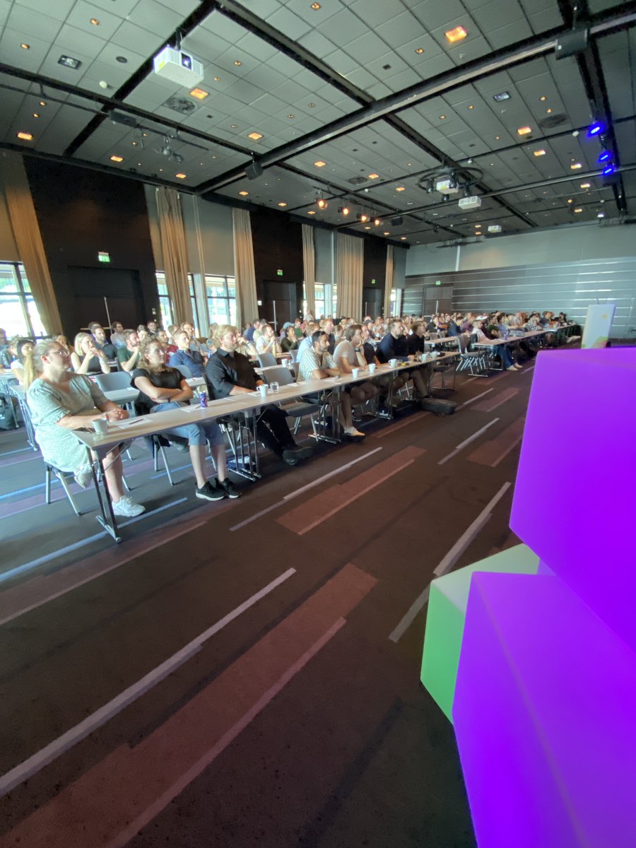 Step into a world where React brilliance and quirky tradition collide!

Forget conference food clichés—at React Norway, we're serving up culinary delights that would make Odin proud.

With speakers who rock, one-of-a-kind networking, and a venue that’s as wild as the Norwegian