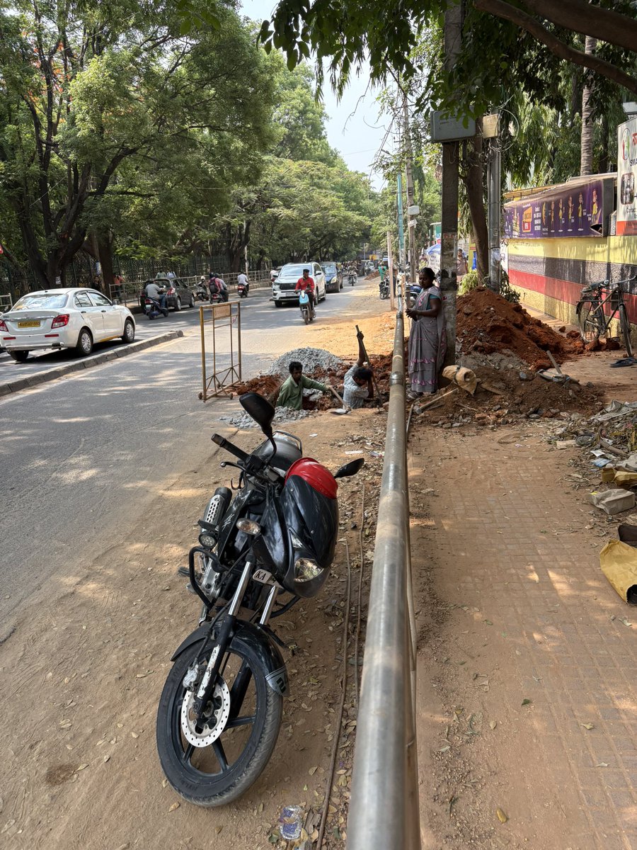 DashGurukrushna's tweet photo. 16th Main Rd, BTM 1st Stage, Bengaluru dug up 3 times in 1.5 months: 1st for water pipeline, 2nd for drainage, now 3rd for more drainage work. No planning? Wasting taxpayer money, causing traffic chaos, and damaging infrastructure. This is Bengaluru's reality @BBMPofficial https://t.co/cNGxKymtc0