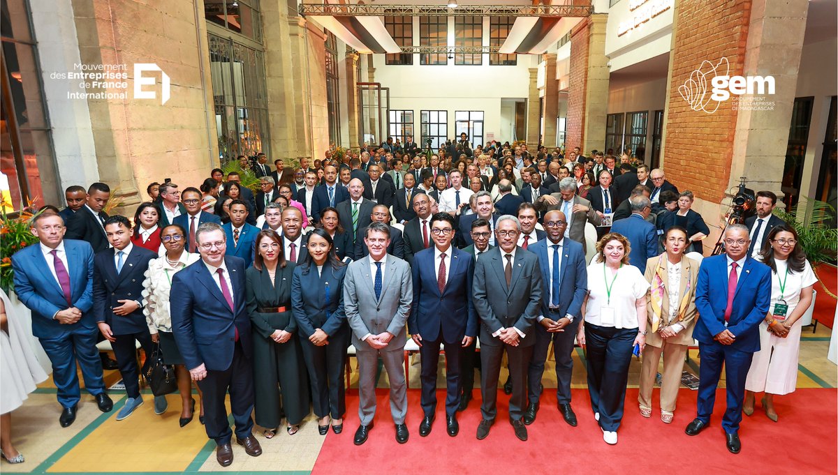 GEM-Groupement des Entreprises de Madagascar (@gemmadagascar) on Twitter photo Le <a href="/GemMadagascar/">GEM-Groupement des Entreprises de Madagascar</a> a eu l’honneur de co-organiser avec <a href="/MEDEF_I/">MEDEF International</a> une rencontre stratégique, marquant une nouvelle étape dans le dialogue entre Madagascar et la France.
🔗linkedin.com/feed/update/ur… Le <a href="/GemMadagascar/">GEM-Groupement des Entreprises de Madagascar</a> a eu l’honneur de co-organiser avec <a href="/MEDEF_I/">MEDEF International</a> une rencontre stratégique, marquant une nouvelle étape dans le dialogue entre Madagascar et la France.
🔗linkedin.com/feed/update/ur…