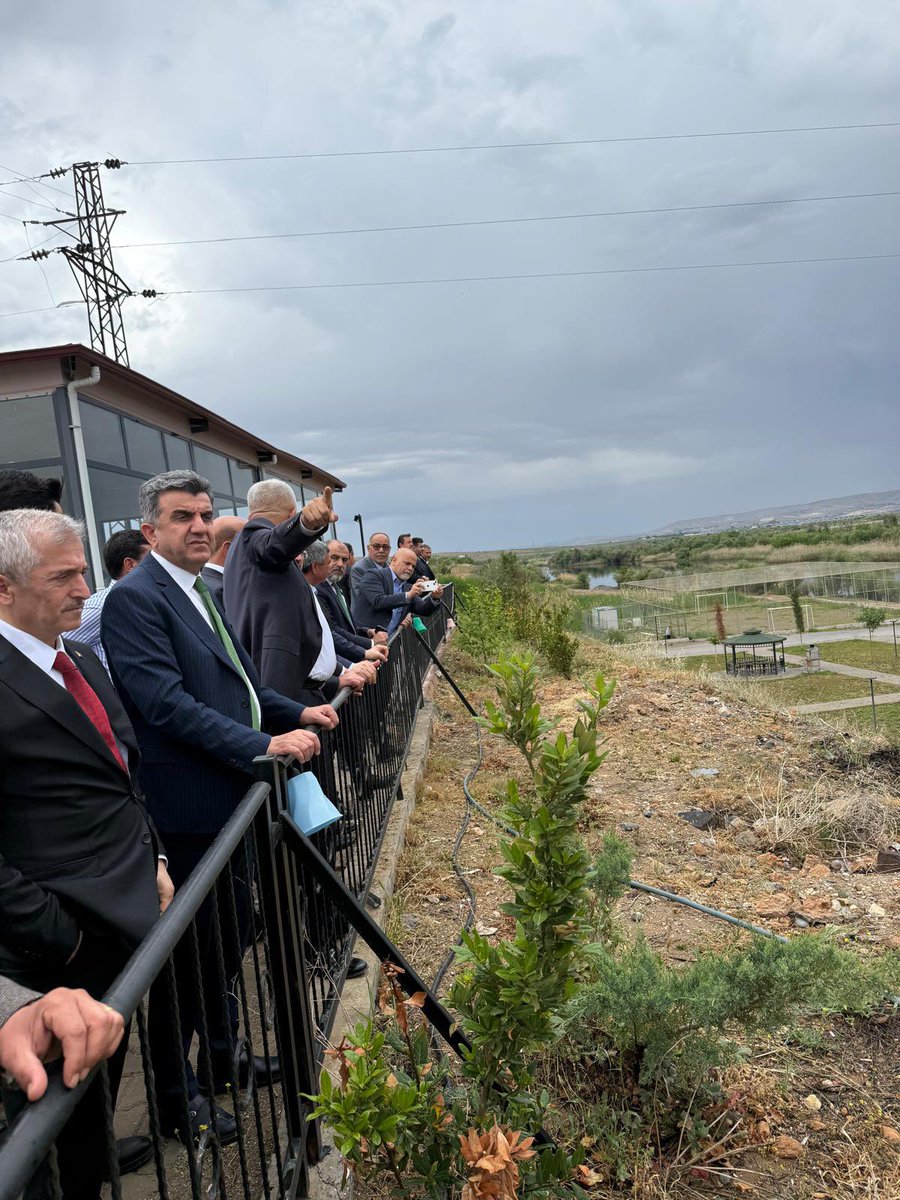 Mehmet İlhami GÜNBEGİ (@milhamigunbegi) on Twitter photo 📍Karkamış Belediyesi
AK Parti Genel Merkez Yerel Yönetimler Başkan Yardımcımız Sayın <a href="/UcarBilal20/">Bilal Uçar</a>, Gaziantep İl Başkanımız Sayın <a href="/fmfedaioglu/">Fatih Muhaddis FEDAİOĞLU</a>, Şahinbey Belediye Başkanımız Sayın <a href="/mtahmazoglu/">Mehmet Tahmazoğlu 🇹🇷</a> ve Gaziantep teşkilatımızla birlikte Karkamış Belediye Başkanımız Sayın Mustafa 📍Karkamış Belediyesi
AK Parti Genel Merkez Yerel Yönetimler Başkan Yardımcımız Sayın <a href="/UcarBilal20/">Bilal Uçar</a>, Gaziantep İl Başkanımız Sayın <a href="/fmfedaioglu/">Fatih Muhaddis FEDAİOĞLU</a>, Şahinbey Belediye Başkanımız Sayın <a href="/mtahmazoglu/">Mehmet Tahmazoğlu 🇹🇷</a> ve Gaziantep teşkilatımızla birlikte Karkamış Belediye Başkanımız Sayın Mustafa