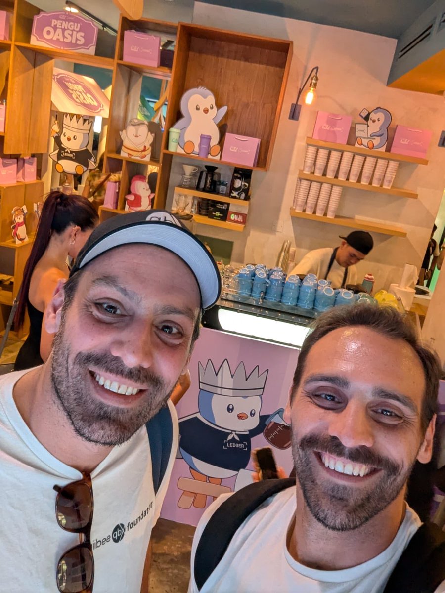 Thank you ⁦<a href="/pudgypenguins/">Pudgy Penguins</a>⁩ ⁦<a href="/Ledger/">Ledger</a>⁩ and ⁦<a href="/arts_dao/">Arts DAO</a>⁩ for hosting us 🙌
