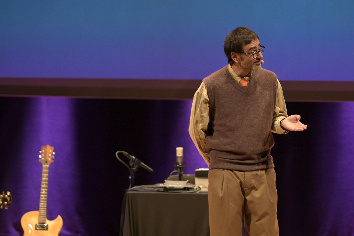 Premios Follas Novas do Libro Galego tweet media