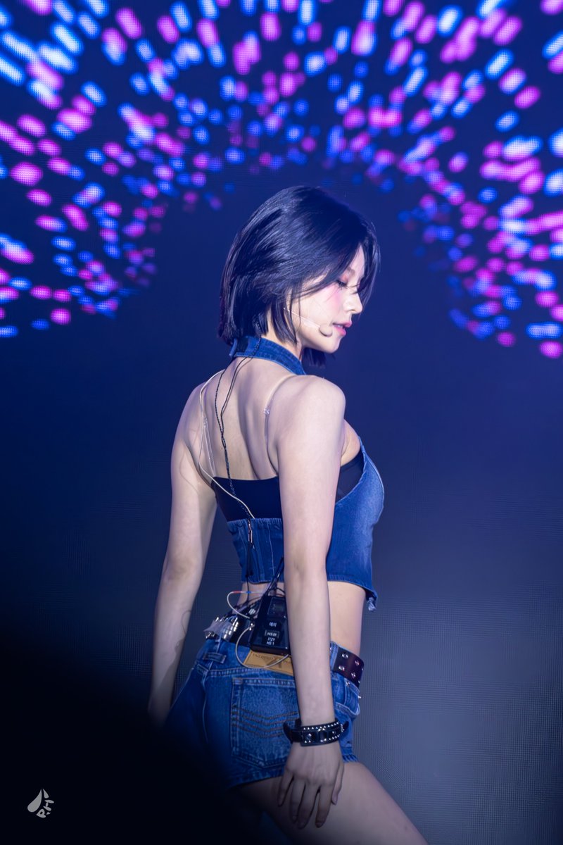 Phillia_0526's tweet photo. 25.04.26 K-flow 🐺 
#ITZY #있지 #YEJI #예지 #KFLOW https://t.co/juEmK5xkVl