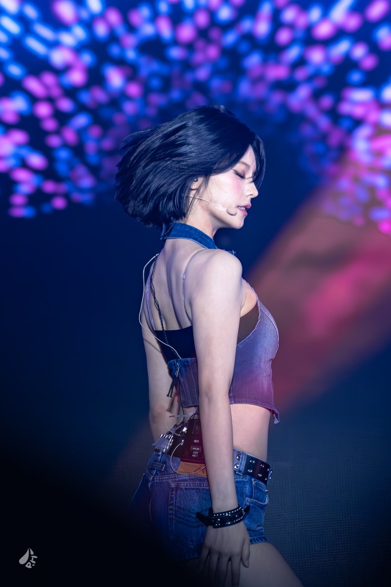 Phillia_0526's tweet photo. 25.04.26 K-flow 🐺 
#ITZY #있지 #YEJI #예지 #KFLOW https://t.co/juEmK5xkVl