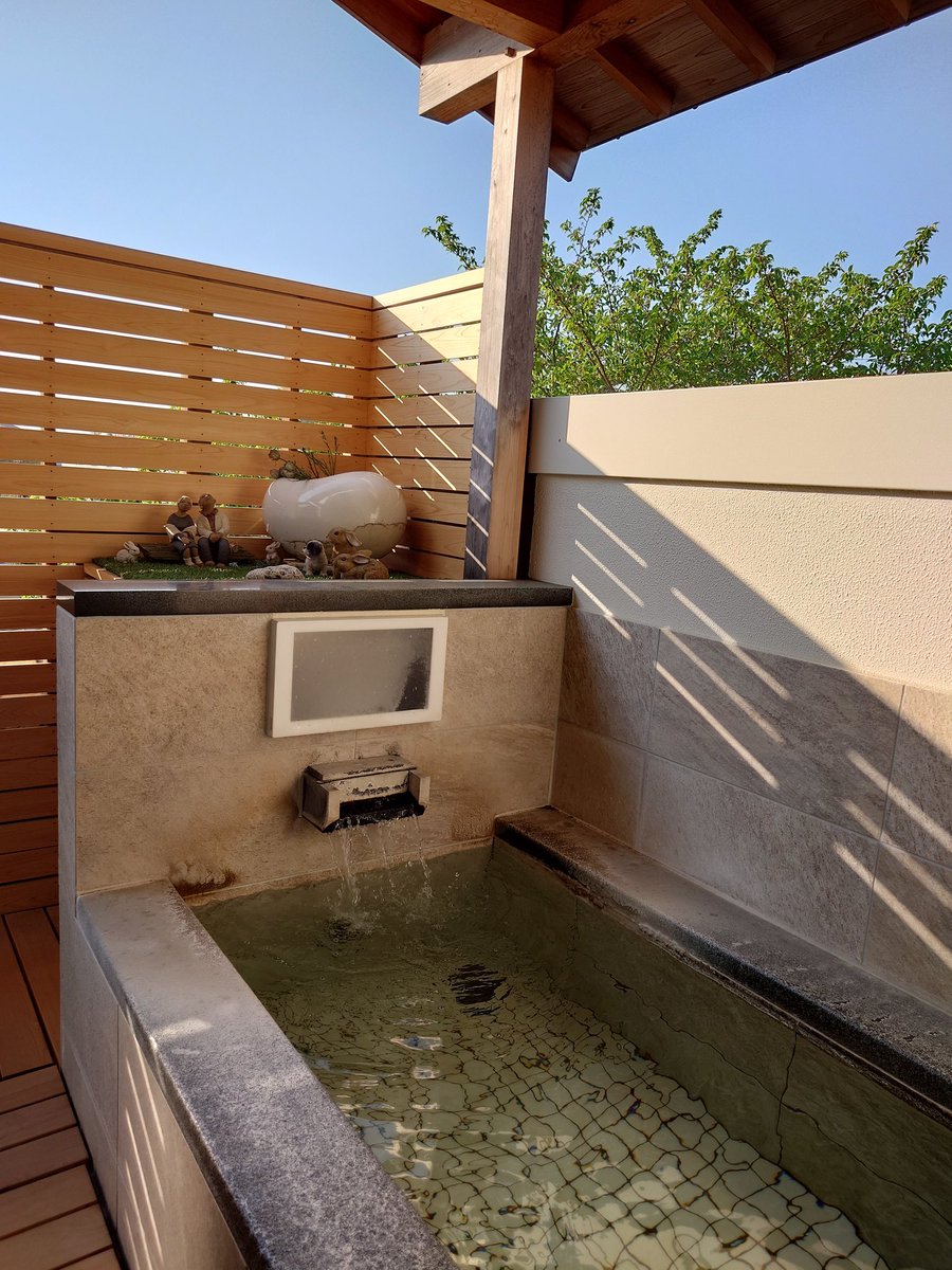 nyom3's tweet image. 親孝行と思って母親を有馬温泉につれてきた（実家から激近）