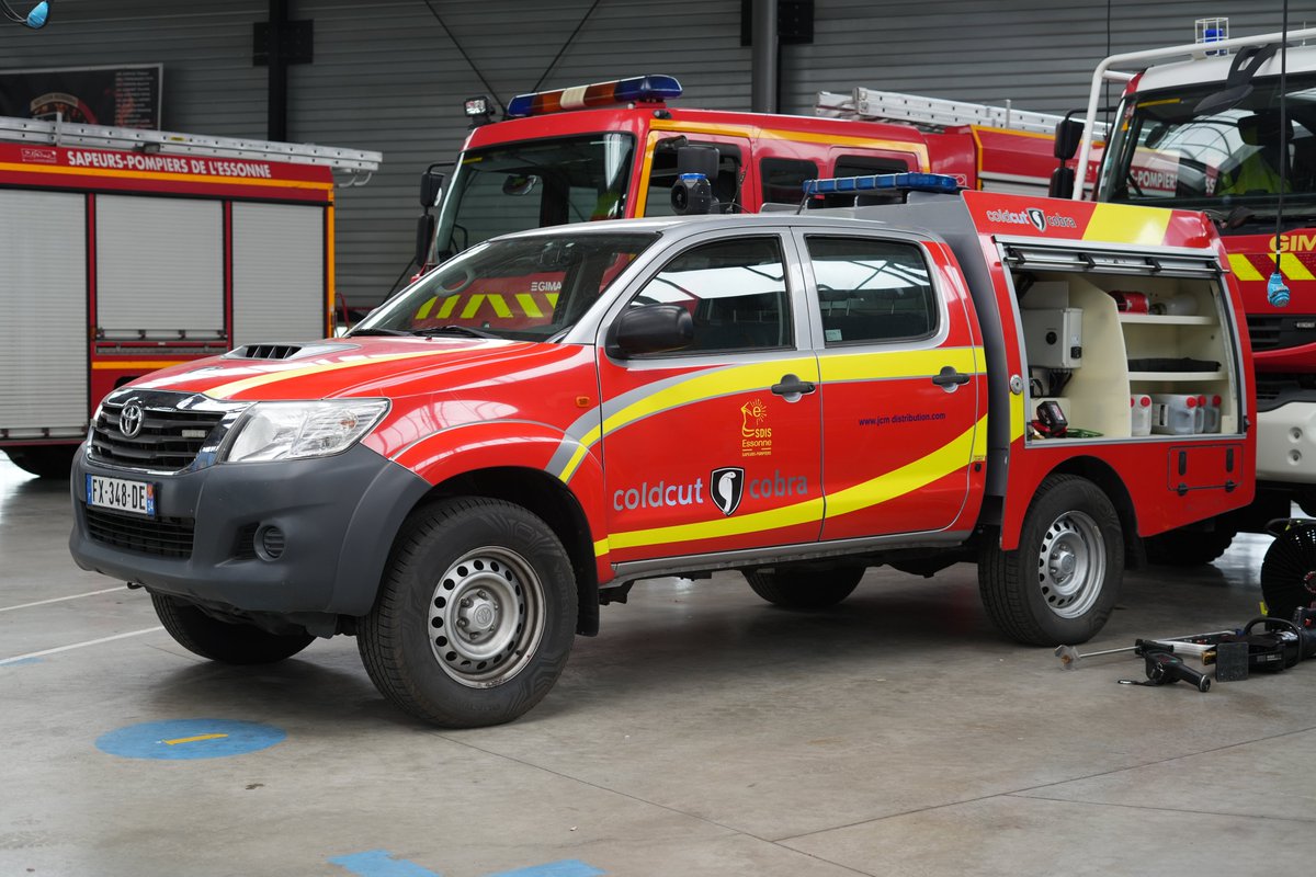 sdis91's tweet photo. #Innovation | L’adaptabilité des #SIS est primordiale pour poursuivre efficacement leur mission de protection. Le Sdis 91 ne déroge pas à cette règle notamment avec l'actuel essai de la lance perforante (VLPERF) de type COBRA ⬇️
https://t.co/VATonWQ6Qq https://t.co/yvwwkNU21D