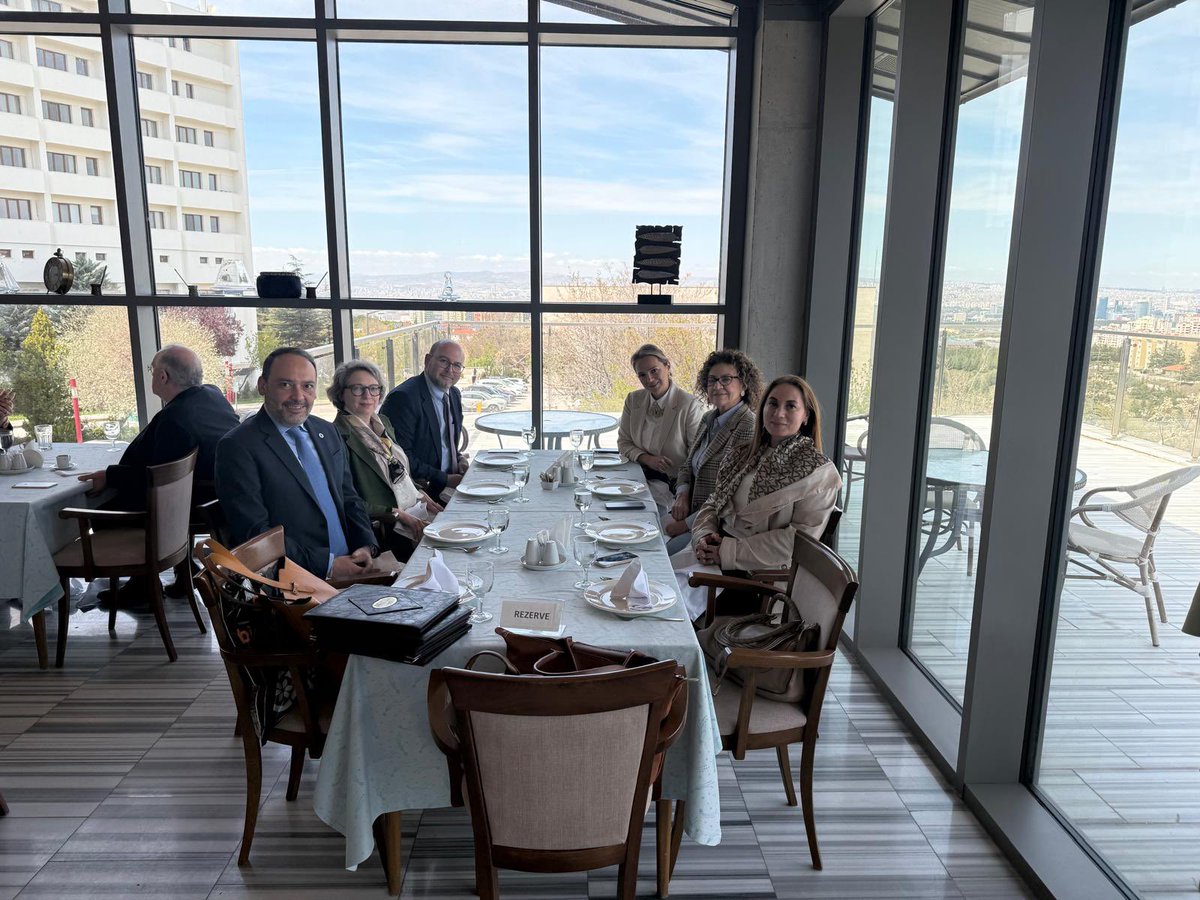 Lahey Zirvesi Yolunda NATO’nun Gündemi Kariyer Gelişim Seminerinde NATO Genel Sekreter Yardımcısı Vekili Sayın Burcu San’ı ve NATO Uluslararası Sekretaryası Planlardan Sorumlu Bölüm Başkanı Sayın Arda Karakaya’yı (IR ‘98) dinledik. <a href="/Bilmed/">Bilkent Mezunları</a>