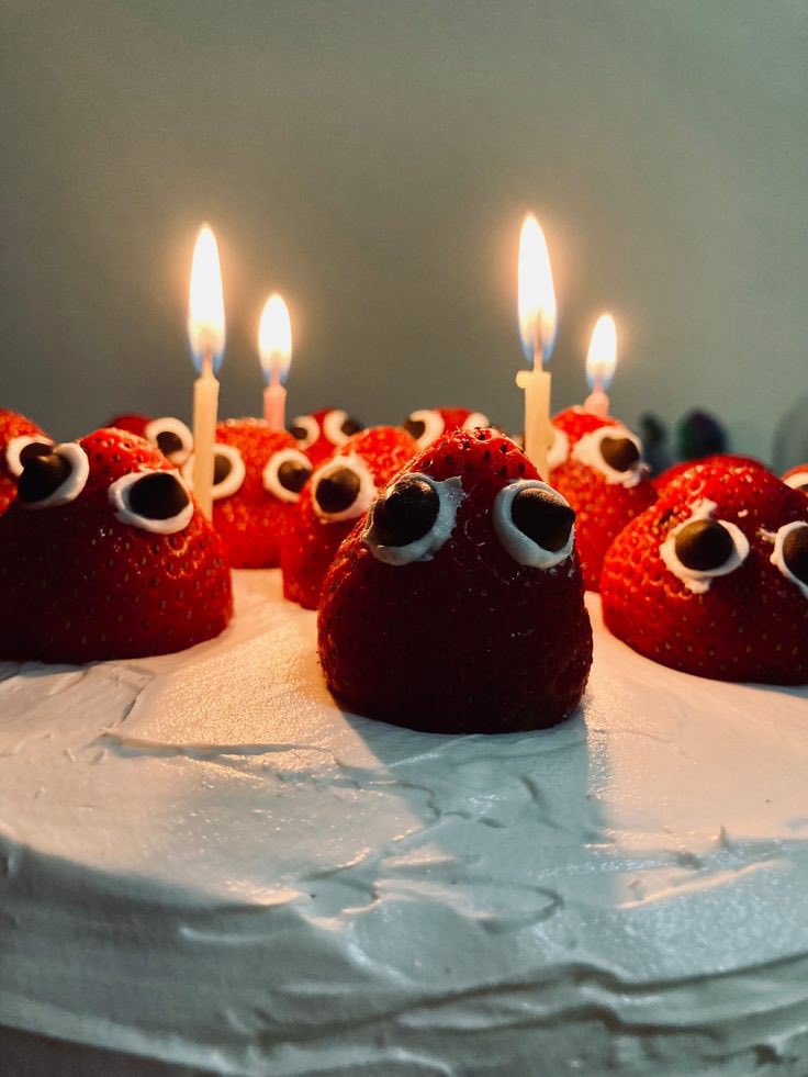 keşke doğum günümde biri bana bu pastadan yapsa