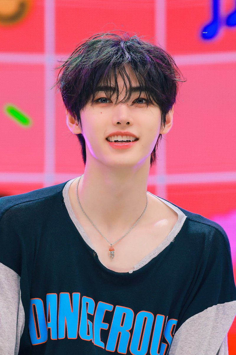 모 tweet media