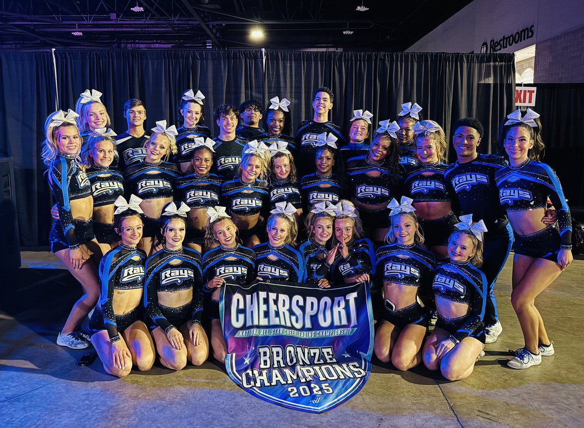 ttheshadowrealm's tweet image. SHADOWS FULL SEASON….

🥇 - BUTB
🥇 - All Out
🥉 - Cheersport
🏅 5th - NCA
🏅 5 - WORLDS
+ A FULL PAID BID

NOW THATS HOW YOU ENTER MEDIUM COED!! WELL DONE SHADOW 🫶💙