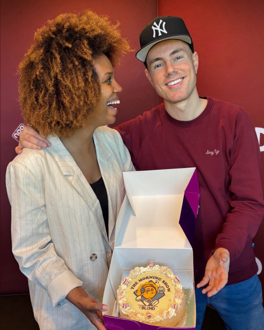 Cake, cake, cake! 🥳🎂🎈Celebrating The Morning Show’s 1st Anniversary 

Thanks for listening to #NPOBlend 📻