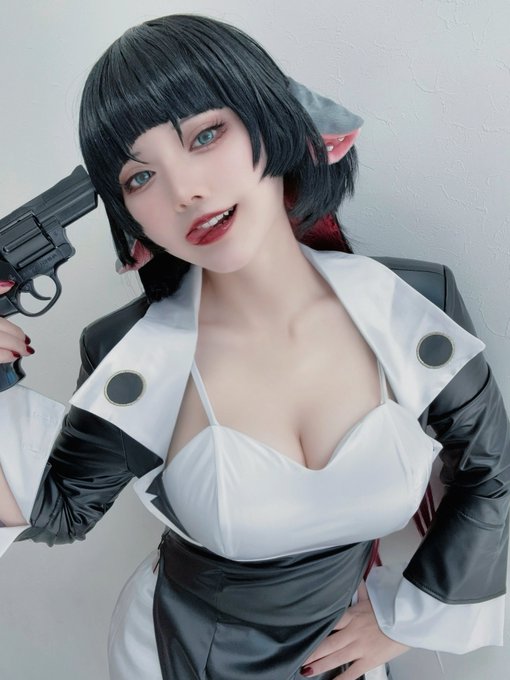 コスプレイヤーくれのTwitter画像28