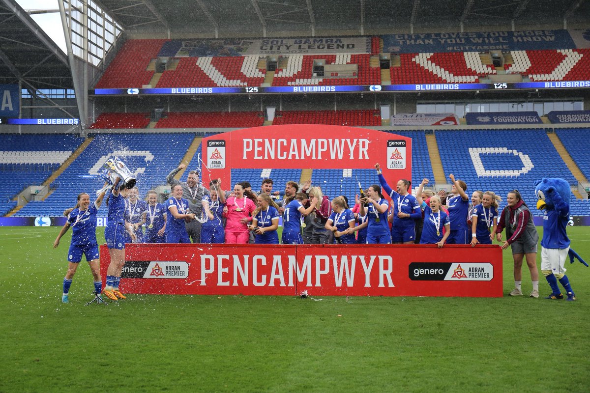 DarbyshireIain's tweet image. Adran Premier League Champions ✅

Bute Energy Cup Winners ✅

U19 South League Champions ✅

u19 National Champions ✅

What a season it has been for our Women’s team at Cardiff City 🏆🏆🏆🏆

#CityAsOne