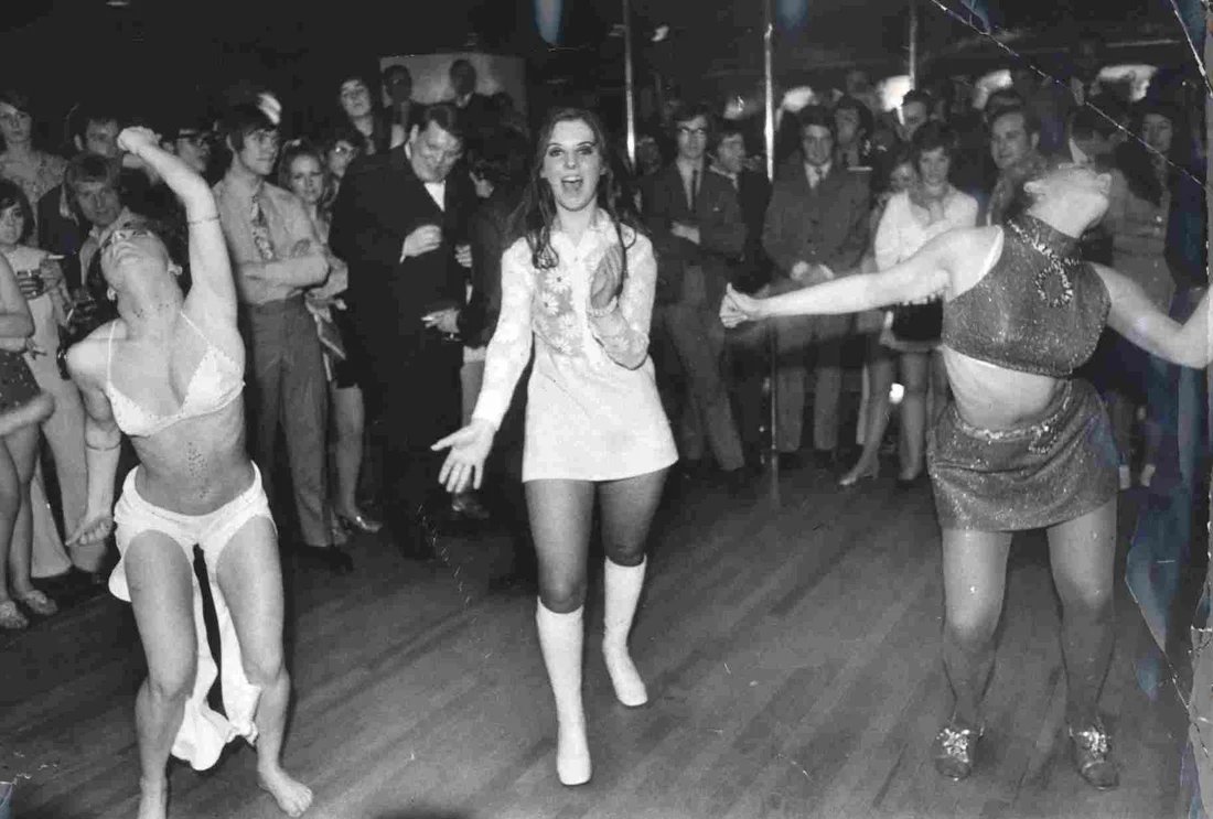 MiquiPuig's tweet photo. PISTA DE FUSTA
on line ara
a les 19:00 a la FM de iCAT
i sempre a @3CatCultura
#pistadefustalasecta
#elballdeicatalatarda
#miquipuigalsplats
#icatfinesse
#discotodisco
#dustodust
https://t.co/Fra3MZ2xZ9 https://t.co/RSnFRII4Oz