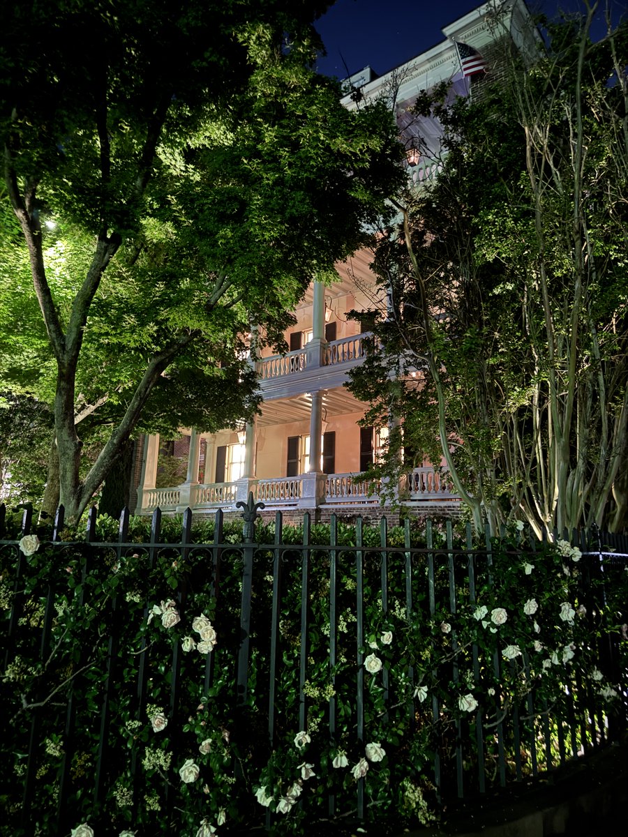 lightribbon's tweet photo. Sharing beauty from Charleston and the Joyce Meyer, Battlefield of the Mind conference.   Remember God wants us to enjoy his creation, to laugh, to have HIS peace; a sound mind.   2 Timothy 1:7  For God has not given us a spirit of fear, but of power, and love, and a sound mind. https://t.co/t9GydjxDnx