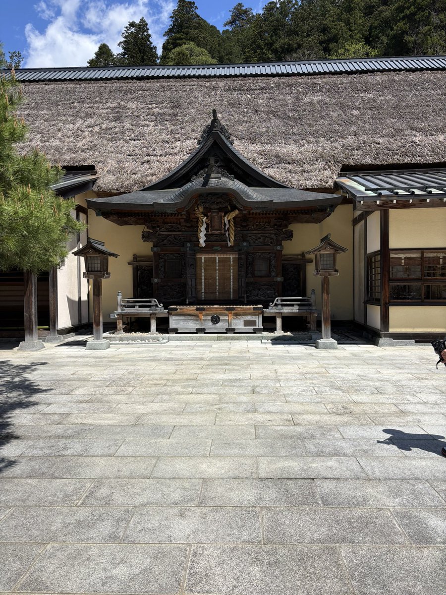 eightice's tweet photo. 束の間の休みに一年の御礼で訪れてみた、古峯神社。
個人的に相変わらず報われない日々だが、こうして参詣できただけでも恵まれてると思わないと。
ほんの少しだけ後押ししてくれれば。。。
#古峯神社 https://t.co/CstPtxpJlU