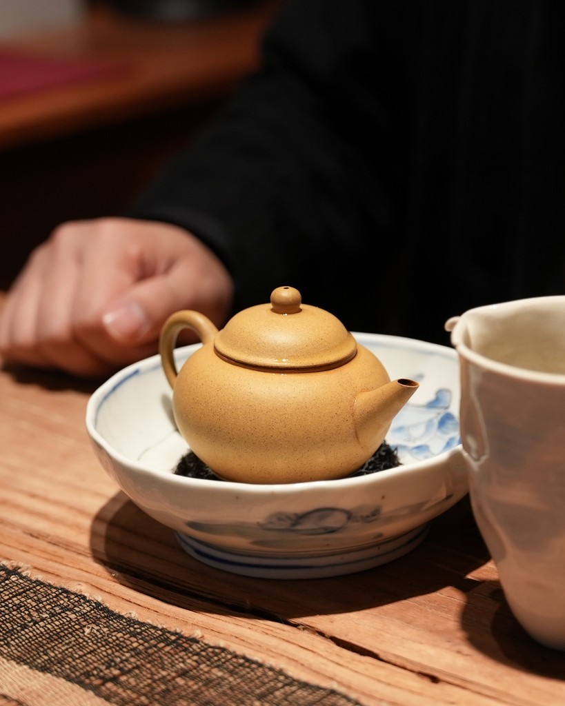 mei_leaf_tea's tweet photo. Snapshots from a beautiful Teahouse in Chengdu, China. Watch me explore the tea culture of Sichuan: https://t.co/epGTPH3uII
#tea #gongfucha #looseleaf #teahead #cha #teadrunk https://t.co/smbLhA37fB