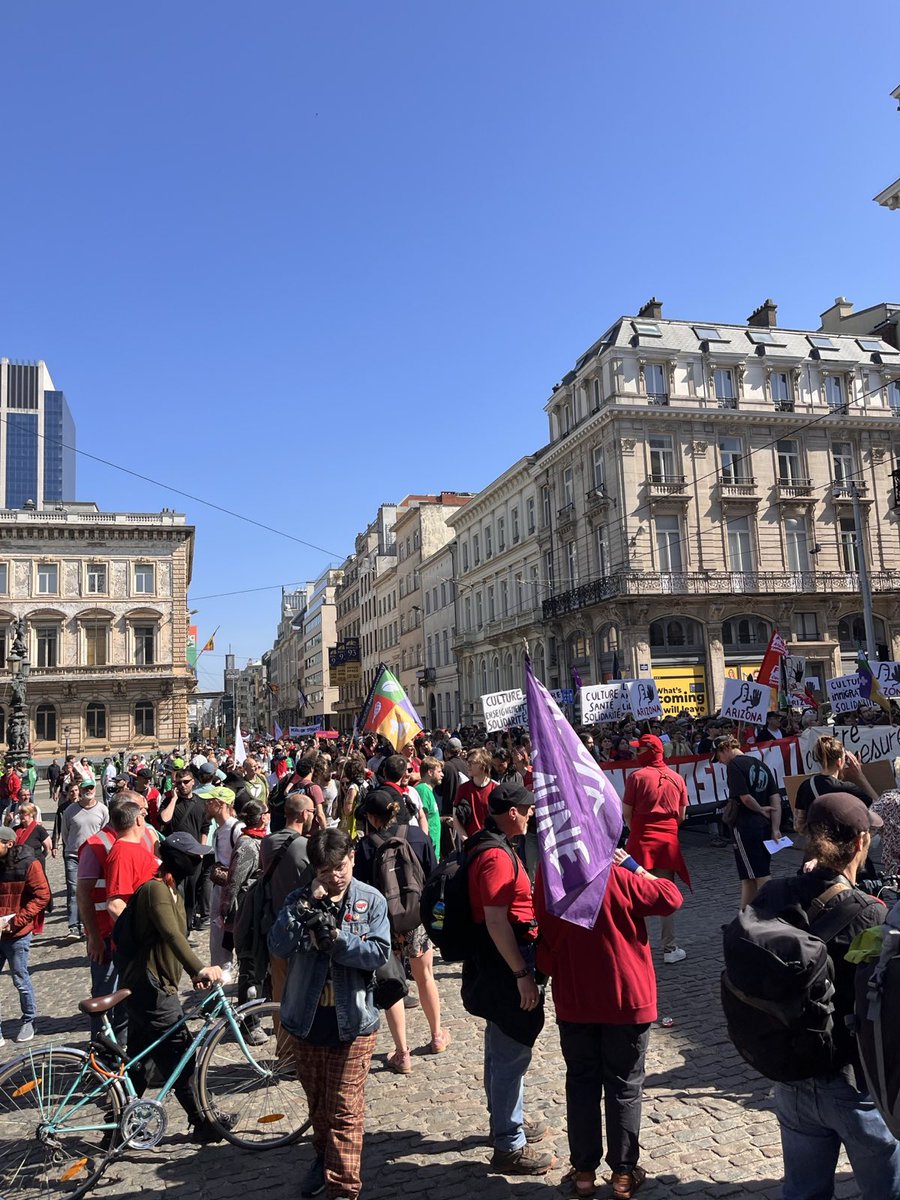 europeanleft's tweet photo. The fight isn't over. Across Belgium, union-led demonstrations continue today in defiance of the Arizona government’s social wreckage plans. Not one step back ✊ #UnionStrong #BelgiumProtests #StopArizona https://t.co/JYUXLG5I7M