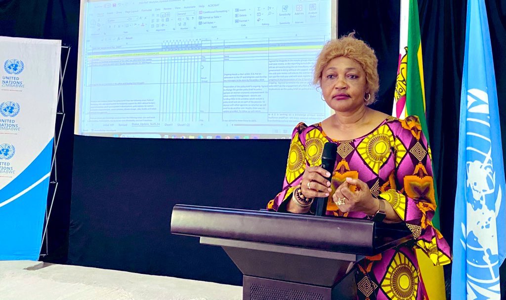 UNZimbabwe's tweet photo. Digital Transformation on the Horizon! @UNZimbabwe w/Programme Management Team Chair @MirandaTabifor exploring #AI ethics &amp; digital opportunities, ensuring responsible tech integration for #SDGs acceleration &amp; achievement of national dvt priorities for a prosperous 🇿🇼 https://t.co/PLSuNI73v7