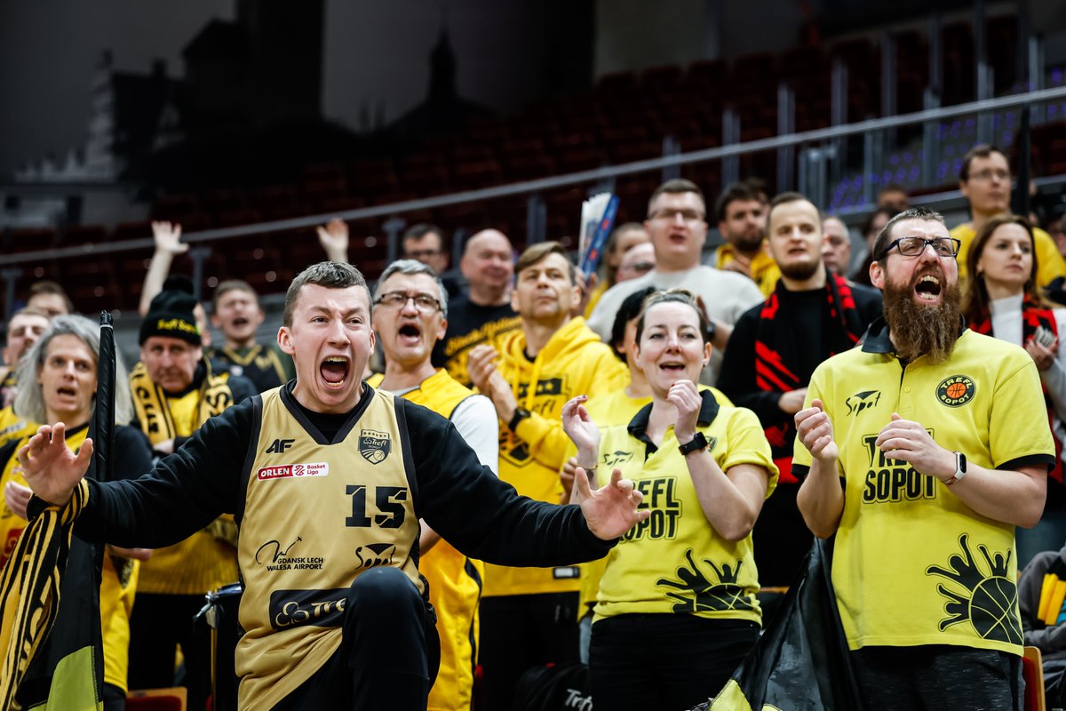 MISTRZ POLSKI 2024 🏆 (@treflsopot) on Twitter photo Derby Pomorza w ERGO ARENIE możecie zobaczyć na żywo w koszulce <a href="/CzarniToWy/">Czarni to Wy</a>, Anwilu, Arki, GTK i innych klubów #plkpl też! Nawet w sektorze <a href="/kkzoltoczarni/">Klub Kibica Trefla Sopot</a> 😎
Bilety ➡ sercesopotu.pl Derby Pomorza w ERGO ARENIE możecie zobaczyć na żywo w koszulce <a href="/CzarniToWy/">Czarni to Wy</a>, Anwilu, Arki, GTK i innych klubów #plkpl też! Nawet w sektorze <a href="/kkzoltoczarni/">Klub Kibica Trefla Sopot</a> 😎
Bilety ➡ sercesopotu.pl