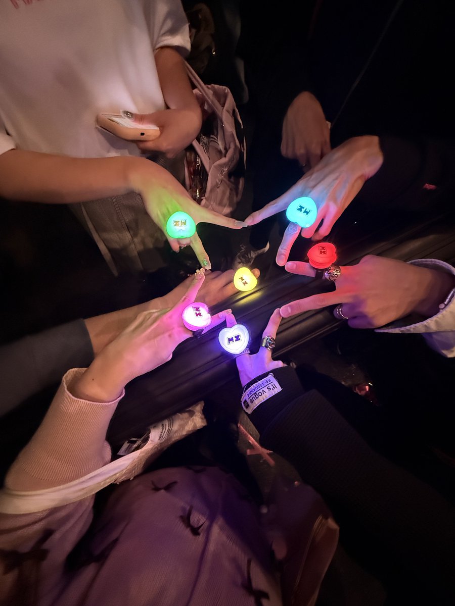 hahaha_112329's tweet photo. みんなで真似っこしたよ!
#MADEI https://t.co/MPInkb4mPq