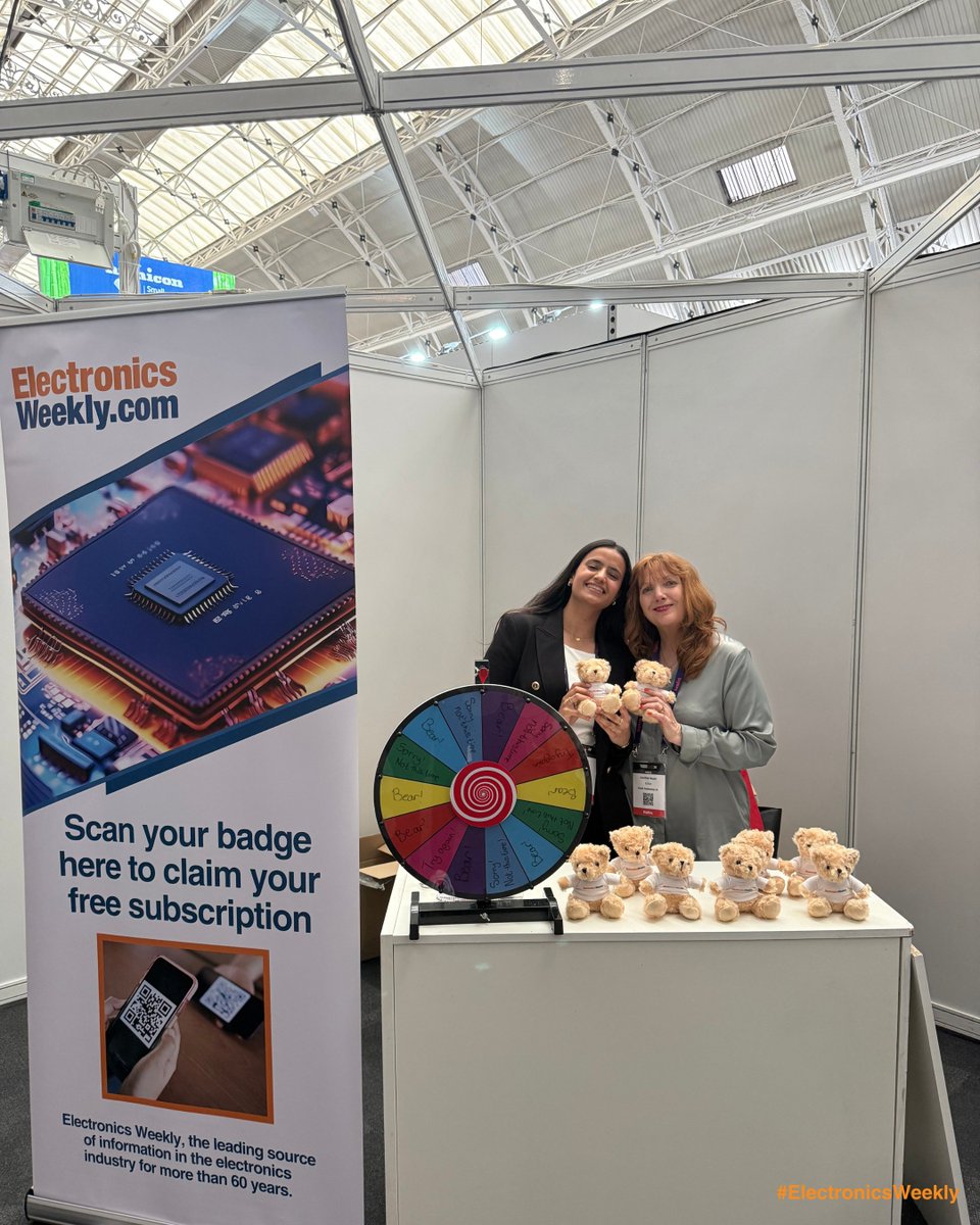 ElectronicsNews's tweet image. Last week, Electronics Weekly attended Hardware Pioneers trade show in London ✨

Thanks to everyone who dropped by our stand and congratulations to those lucky enough to win Chip the Bear 🐻!

#ElectronicsWeekly #HardwarePioneers #ElectronicsIndustry #ChipTheBear