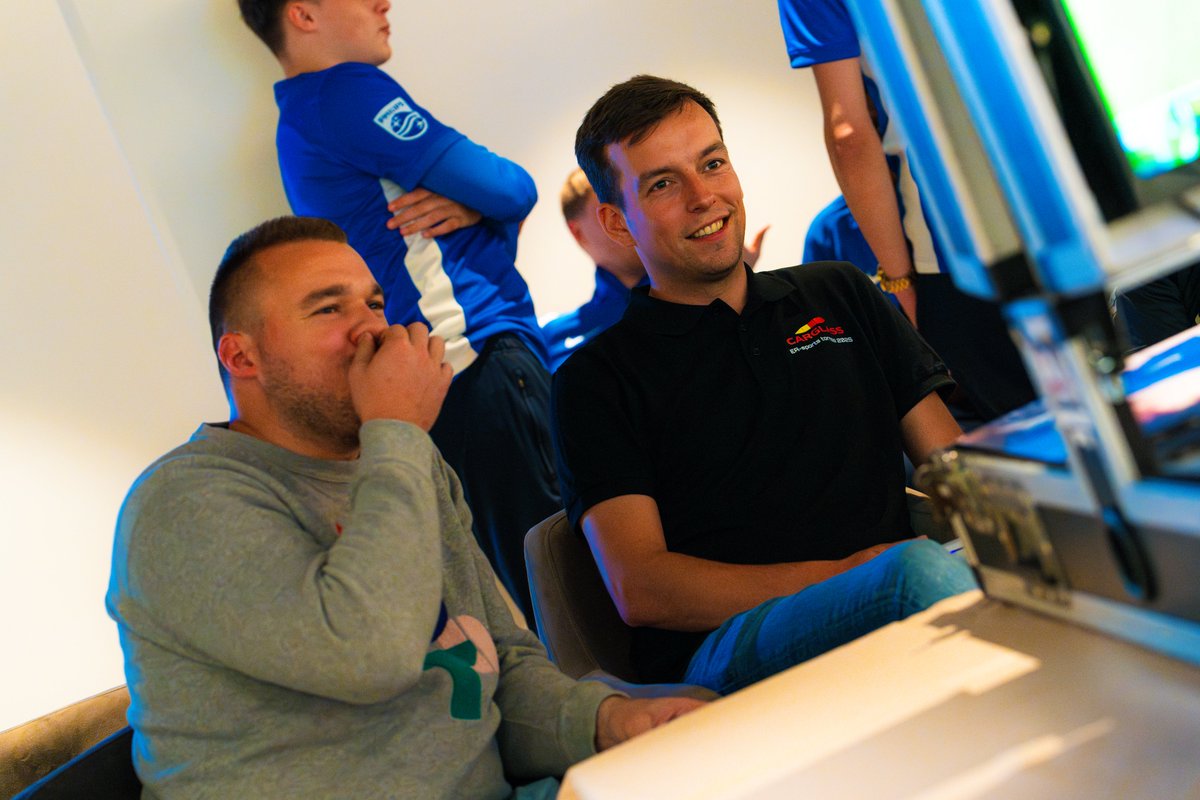 KRC GENK Esports (@krcgenkesports) on Twitter photo A big thank you to our partner <a href="/CarglassBE/">Carglassยฎ Belgium</a> for an unforgettable night at the Carglass ๐ฎ Cup 2025!
We loved welcoming you at KRC Genk for an evening full of fun, friendly rivalry, and EA FC 25 2v2 matches between colleagues and friends. A big thank you to our partner <a href="/CarglassBE/">Carglassยฎ Belgium</a> for an unforgettable night at the Carglass ๐ฎ Cup 2025!
We loved welcoming you at KRC Genk for an evening full of fun, friendly rivalry, and EA FC 25 2v2 matches between colleagues and friends.