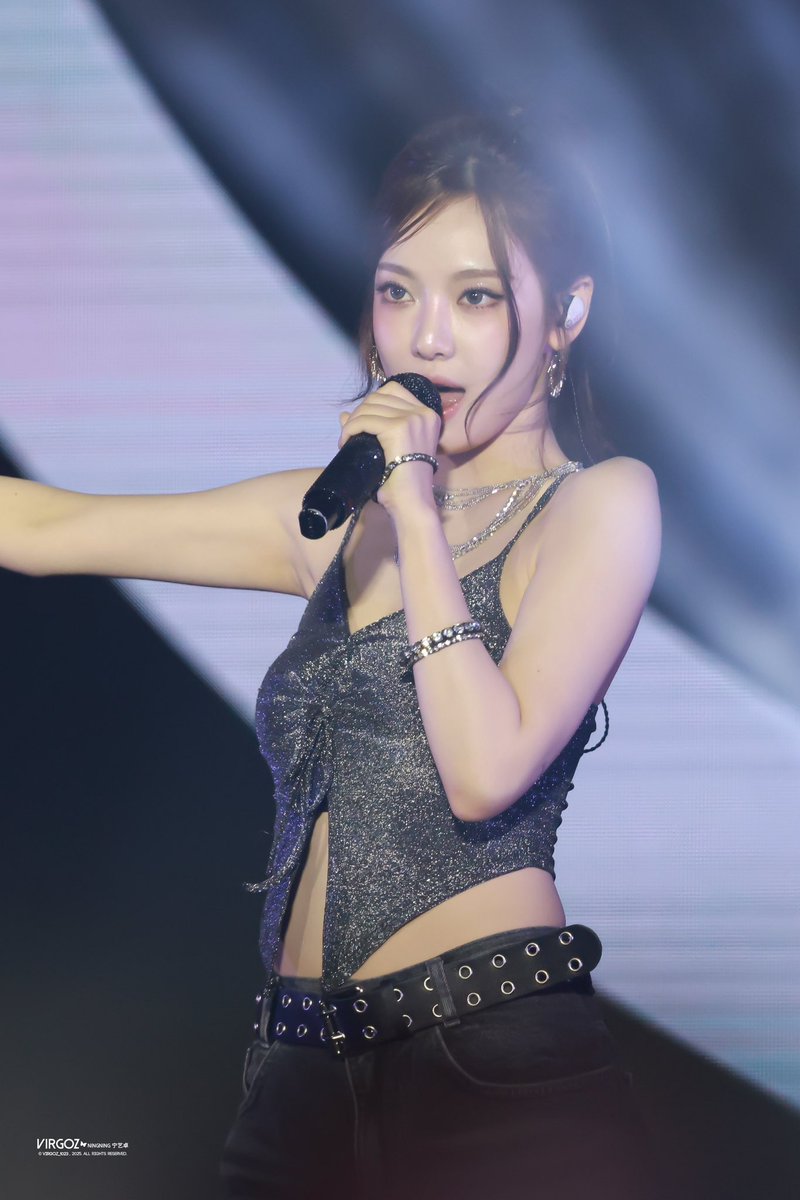 ningshourly's tweet image. 