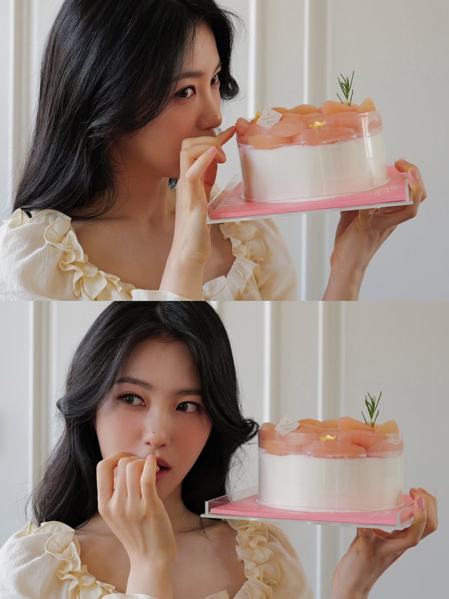 shinyeyeye's tweet photo. 250429 #신예은 인스타

예은이와 함께 피어난 케이크 피치생🍑 
사랑과 감사의 마음을 🎂피치생에 담아 선물해보세요💝
@TWOSOMEsays #투썸플레이스 #피치생 https://t.co/8YQz3RoliA