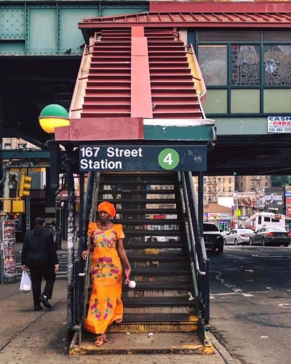 TheBronxUSA's tweet photo. 167 Street Station. The Bronx, USA. PHOTO: @RadioFreeBronx
.
.
.
#thebronx #bronx #fromthebronx #fromthebronxtotheworld #thebronxdoesitbetter #iamthebronx #wearethebronx #thebronxnyc #thebronxusa #nyctourism #whatsgoodnyc #167st #4train #mta #mtanyctransit #subway https://t.co/AkxBMM9z7Q