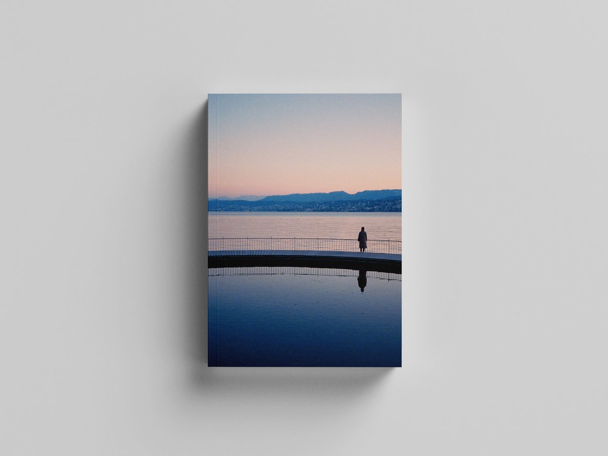 Mon nouveau livre, "Un jour ce sera vide" sera disponible ce jeudi, 14h

256 pages
50€

RDV sur adrelanine.com