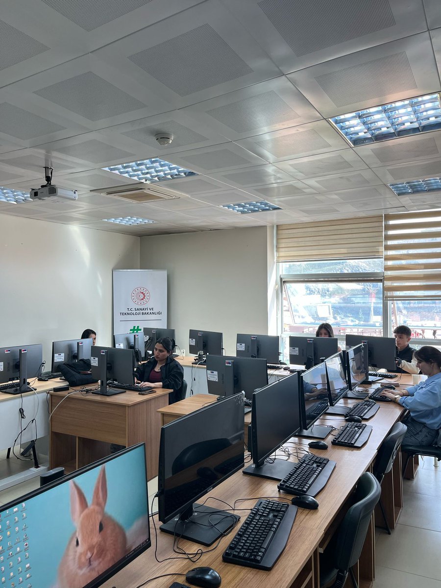 HakkariGM (@gsb_hakkarigm) on Twitter photo Bilgisayar İşletmenliği kursumuzda katiplik sınavına hazırlanan kursiyerlerimize yönelik 10 parmak hızlı yazma eğitimlerimizde metinsel çalışmalar yapıldı.🖥️
#merkezimseninlegüzel
@oa_bak <a href="/gencliksporbak/">Gençlik ve Spor Bakanlığı 🇹🇷</a> Bilgisayar İşletmenliği kursumuzda katiplik sınavına hazırlanan kursiyerlerimize yönelik 10 parmak hızlı yazma eğitimlerimizde metinsel çalışmalar yapıldı.🖥️
#merkezimseninlegüzel
@oa_bak <a href="/gencliksporbak/">Gençlik ve Spor Bakanlığı 🇹🇷</a>